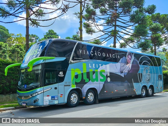 Viação Garcia 88187 na cidade de Campos do Jordão, São Paulo, Brasil, por Michael Douglas. Número da foto: #12926143.