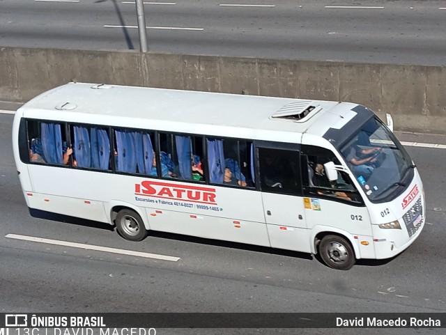 Isatur 012 na cidade de Cotia, São Paulo, Brasil, por David Macedo Rocha. Número da foto: #12926329.