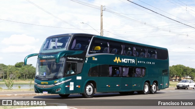 Viação Motta 18001 na cidade de Assis, São Paulo, Brasil, por Francisco Ivano. Número da foto: #12927081.