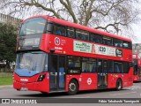 Metroline WDE2795 na cidade de London, Greater London, Inglaterra, por Fábio Takahashi Tanniguchi. Número da foto: #12926016.