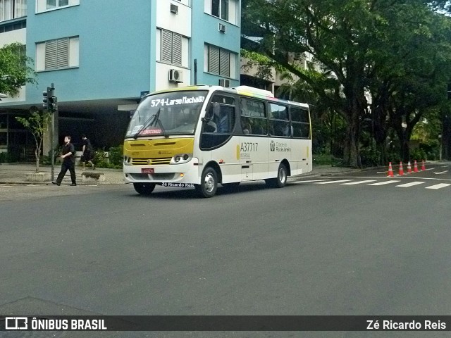 Transportes São Silvestre A37717 na cidade de Rio de Janeiro, Rio de Janeiro, Brasil, por Zé Ricardo Reis. Número da foto: #12949196.