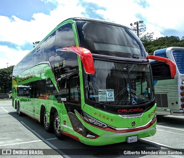 Autobuses Cruceña 2022 na cidade de Barueri, São Paulo, Brasil, por Gilberto Mendes dos Santos. Número da foto: #12948086.