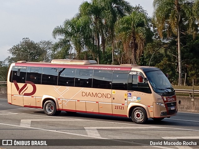 Viação Diamond Turismo 23121 na cidade de Cotia, São Paulo, Brasil, por David Macedo Rocha. Número da foto: #12948657.