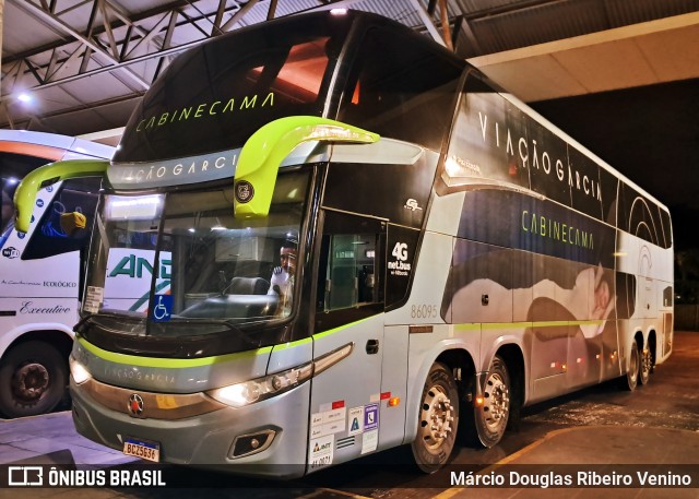Viação Garcia 86095 na cidade de Curitiba, Paraná, Brasil, por Márcio Douglas Ribeiro Venino. Número da foto: #12950006.