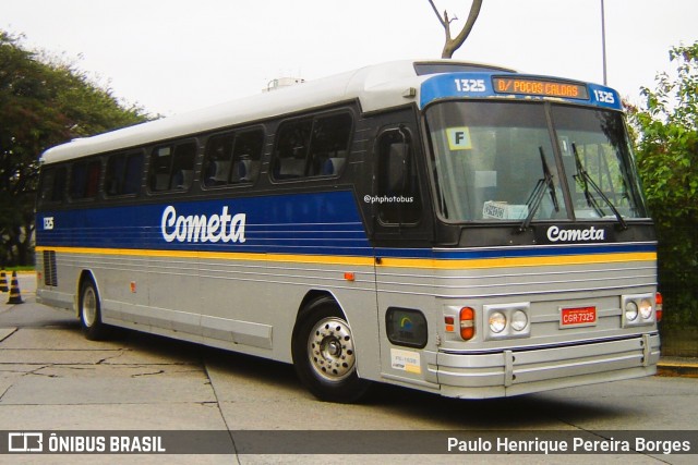 Viação Cometa 1325 na cidade de São Paulo, São Paulo, Brasil, por Paulo Henrique Pereira Borges. Número da foto: #12950932.