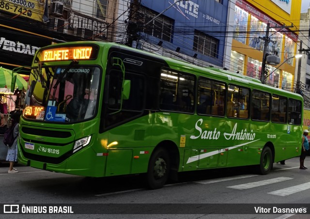 Transportes Santo Antônio RJ 161.015 na cidade de Duque de Caxias, Rio de Janeiro, Brasil, por Vitor Dasneves. Número da foto: #12953910.
