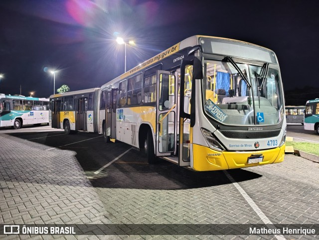 Viação Sorriso de Minas 4703 na cidade de Uberlândia, Minas Gerais, Brasil, por Matheus Henrique. Número da foto: #12952564.