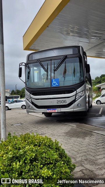 Auto Viação Suzano 2506 na cidade de Balneário Camboriú, Santa Catarina, Brasil, por Jefferson Nascimento. Número da foto: #12954330.