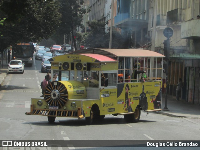 Shopping Oiapoque Eldorado 9H45 na cidade de Belo Horizonte, Minas Gerais, Brasil, por Douglas Célio Brandao. Número da foto: #12954881.