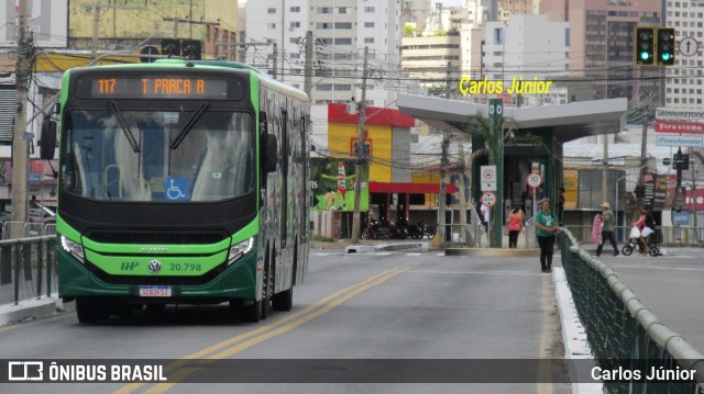 HP Transportes Coletivos 20.798 na cidade de Goiânia, Goiás, Brasil, por Carlos Júnior. Número da foto: #12954740.
