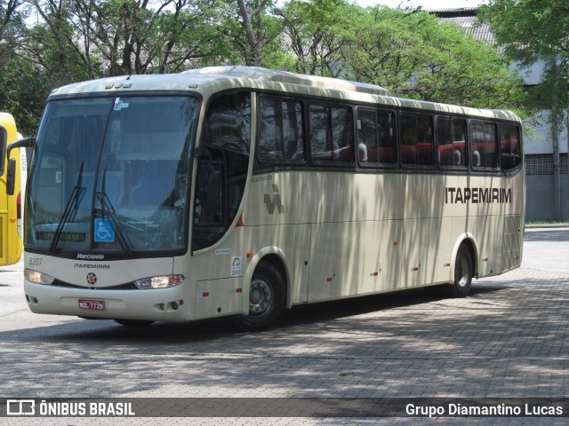 Viação Itapemirim 8207 na cidade de São Paulo, São Paulo, Brasil, por Grupo Diamantino Lucas. Número da foto: #12952458.