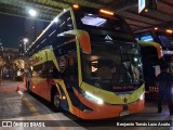 Cruz del Sur 830 na cidade de Santiago, Santiago, Metropolitana de Santiago, Chile, por Benjamín Tomás Lazo Acuña. Número da foto: #12952528.