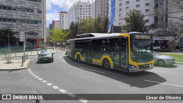 Companhia Carris de Ferro de Lisboa 2839 na cidade de Lisbon, Lisbon, Portugal, por César de Oliveira. Número da foto: #12956598.