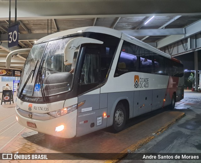 Viação Cidade do Aço RJ 174.135 na cidade de Resende, Rio de Janeiro, Brasil, por Andre Santos de Moraes. Número da foto: #12955965.