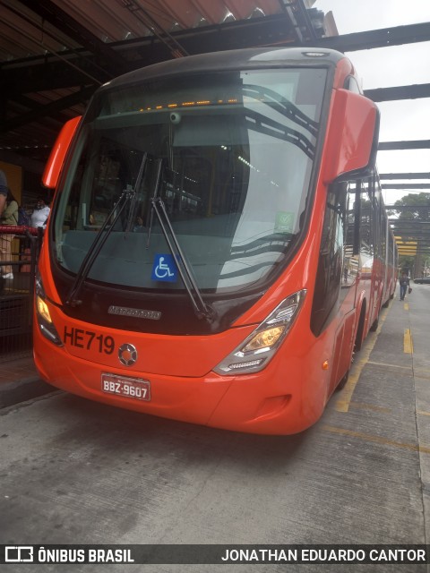 Auto Viação Redentor HE719 na cidade de Curitiba, Paraná, Brasil, por JONATHAN EDUARDO CANTOR. Número da foto: #12955744.