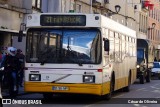 SMTUC - Serviços Municipalizados de Transportes Urbanos de Coimbra 221 na cidade de Coimbra, Coimbra, Portugal, por César de Oliveira. Número da foto: #:id.