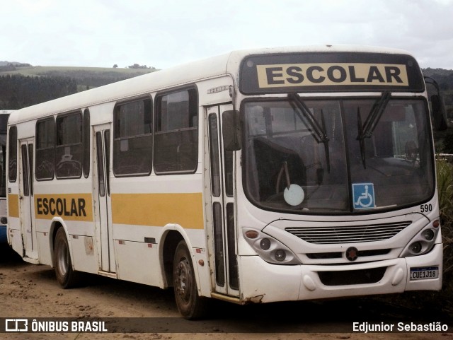 Escolares 590 na cidade de Paudalho, Pernambuco, Brasil, por Edjunior Sebastião. Número da foto: #12959405.