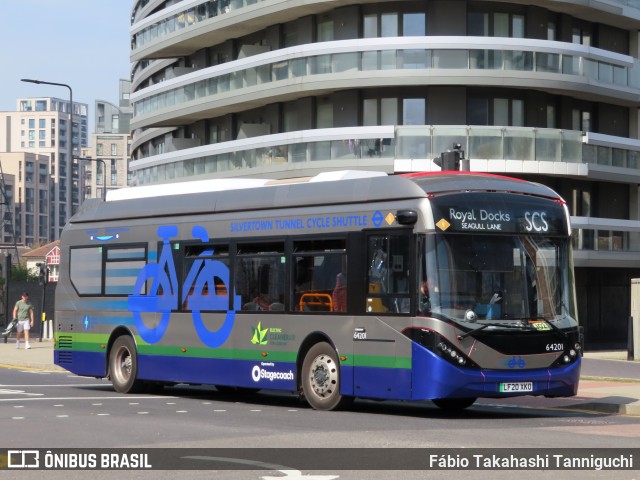Stagecoach 64201 na cidade de London, Greater London, Inglaterra, por Fábio Takahashi Tanniguchi. Número da foto: #12961426.