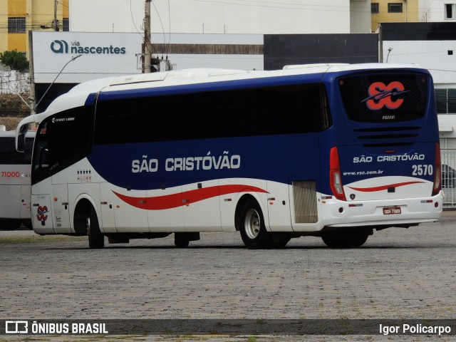 Viação São Cristóvão 2570 na cidade de Divinópolis, Minas Gerais, Brasil, por Igor Policarpo. Número da foto: #12963970.