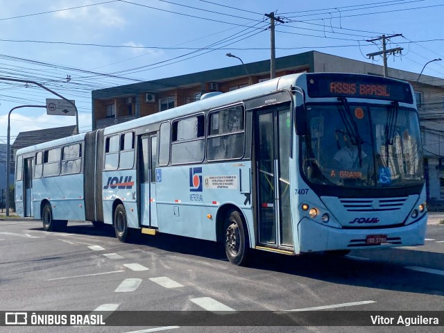 SOUL - Sociedade de Ônibus União Ltda. 7407 na cidade de Porto Alegre, Rio Grande do Sul, Brasil, por Vitor Aguilera. Número da foto: #12962670.