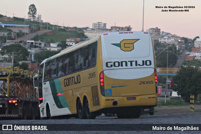 Empresa Gontijo de Transportes 21065 na cidade de João Monlevade, Minas Gerais, Brasil, por Mairo de Magalhães. Número da foto: #12963120.