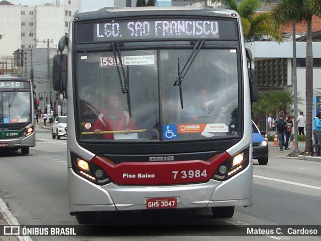 Viação Metrópole Paulista - Zona Sul 7 3984 na cidade de São Paulo, São Paulo, Brasil, por Mateus C.  Cardoso. Número da foto: #12964058.