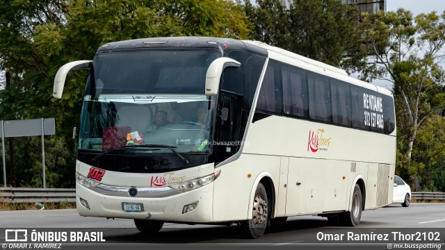 Koke Tours Transportes 102 na cidade de Huehuetoca, Estado de México, México, por Omar Ramírez Thor2102. Número da foto: #12965753.