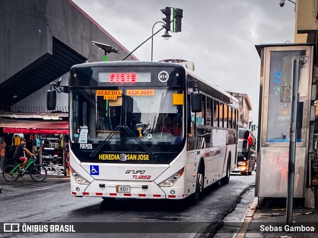 TUASA - Transportes Unidos Alajuelenses 414 na cidade de Merced, San José, San José, Costa Rica, por Sebas Gamboa. Número da foto: #12967819.