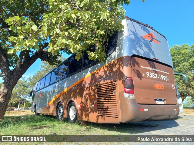 Ônibus Particulares 465 na cidade de Três Marias, Minas Gerais, Brasil, por Paulo Alexandre da Silva. Número da foto: #12967363.