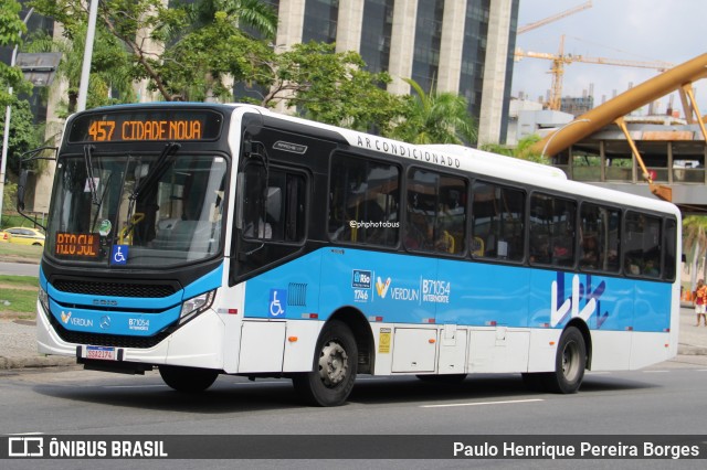 Viação Verdun B71054 na cidade de Rio de Janeiro, Rio de Janeiro, Brasil, por Paulo Henrique Pereira Borges. Número da foto: #12966516.