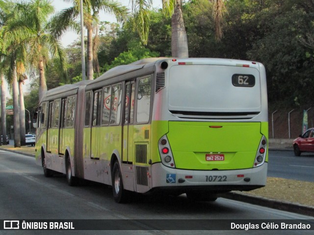Milênio Transportes 10722 na cidade de Belo Horizonte, Minas Gerais, Brasil, por Douglas Célio Brandao. Número da foto: #12966874.