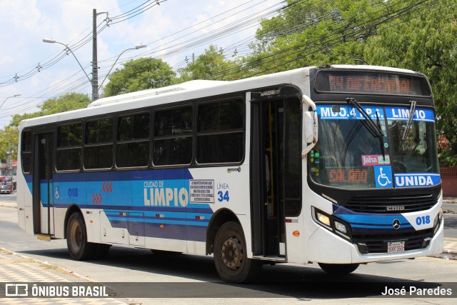 Ciudad de Limpio - Línea 34 018 na cidade de Asunción, Paraguai, por José Paredes. Número da foto: #12969034.