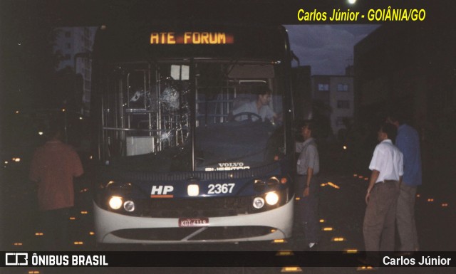 HP Transportes Coletivos 2367 na cidade de Goiânia, Goiás, Brasil, por Carlos Júnior. Número da foto: #12970103.
