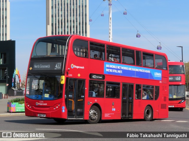Stagecoach 12295 na cidade de London, Greater London, Inglaterra, por Fábio Takahashi Tanniguchi. Número da foto: #12969864.