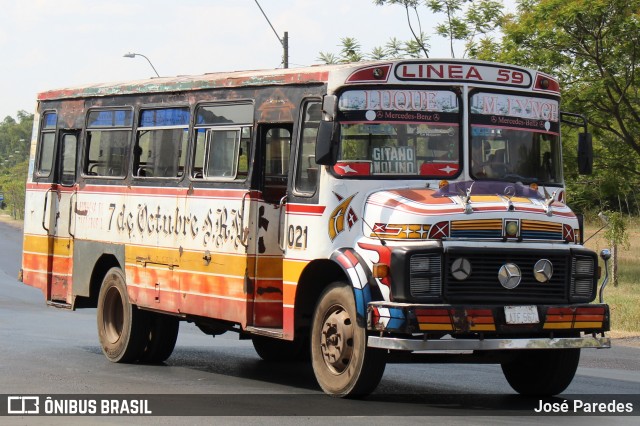7 de Octubre - Linea 59 021 na cidade de Luque, Central, Paraguai, por José Paredes. Número da foto: #12969239.