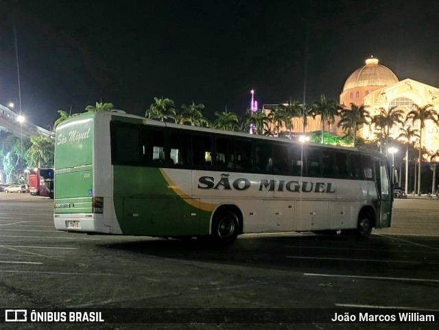Viação São Miguel Santos Dumont 8300 na cidade de Aparecida, São Paulo, Brasil, por João Marcos William. Número da foto: #12970526.