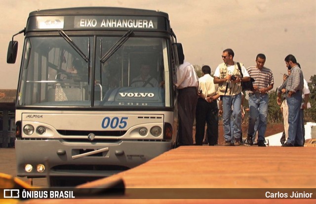 Metrobus 005 na cidade de Goiânia, Goiás, Brasil, por Carlos Júnior. Número da foto: #12969717.