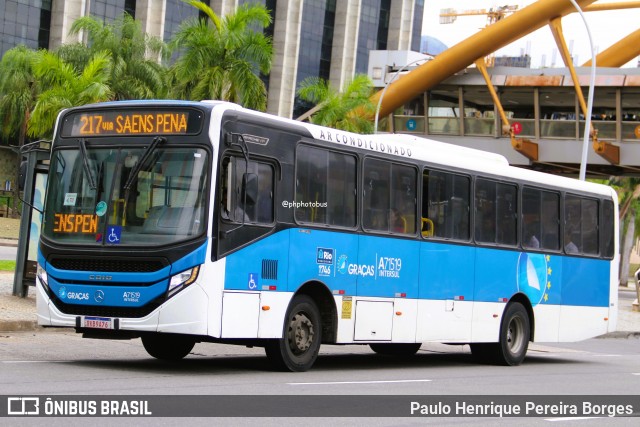 Viação Nossa Senhora das Graças A71519 na cidade de Rio de Janeiro, Rio de Janeiro, Brasil, por Paulo Henrique Pereira Borges. Número da foto: #12972659.