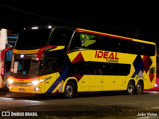 Ideal Turismo 3000 na cidade de Teresina, Piauí, Brasil, por João Victor. Número da foto: #12972401.