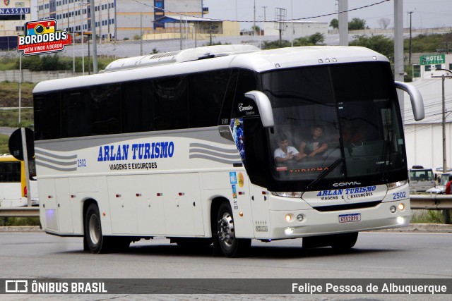 Arlan Turismo 2502 na cidade de Caruaru, Pernambuco, Brasil, por Felipe Pessoa de Albuquerque. Número da foto: #12971490.