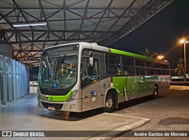 Viação Garcia 91051 na cidade de Londrina, Paraná, Brasil, por Andre Santos de Moraes. Número da foto: #12929115.