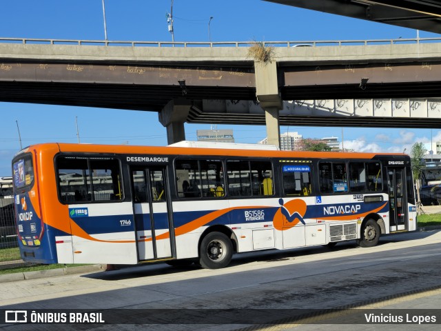 Viação Novacap B51586 na cidade de Rio de Janeiro, Rio de Janeiro, Brasil, por Vinicius Lopes. Número da foto: #12927200.