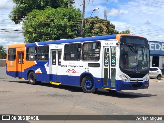 União Transportes 238 na cidade de Várzea Grande, Mato Grosso, Brasil, por Adrian Miguel. Número da foto: #12927466.