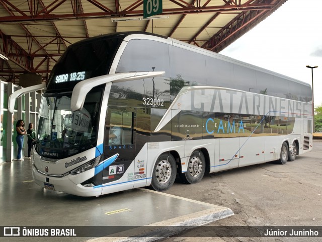 Auto Viação Catarinense 323002 na cidade de Londrina, Paraná, Brasil, por Júnior Juninho. Número da foto: #12973526.