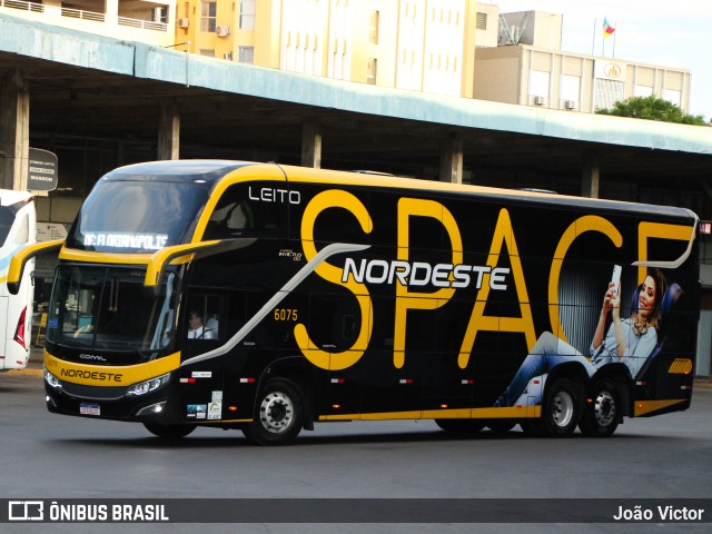 Expresso Nordeste 6075 na cidade de Porto Alegre, Rio Grande do Sul, Brasil, por João Victor. Número da foto: #12975536.
