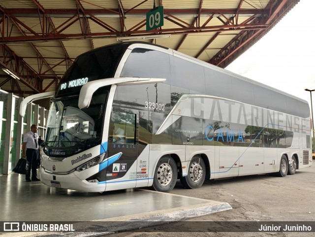 Auto Viação Catarinense 323002 na cidade de Londrina, Paraná, Brasil, por Júnior Juninho. Número da foto: #12973528.