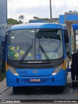Trans Isaak Turismo 9420 na cidade de Curitiba, Paraná, Brasil, por Ivo Pereira da Rocha Junior. Número da foto: #12974536.