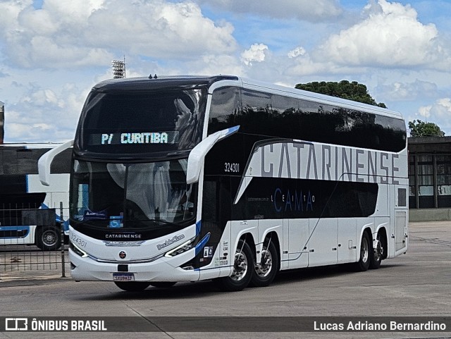 Auto Viação Catarinense 324301 na cidade de Curitiba, Paraná, Brasil, por Lucas Adriano Bernardino. Número da foto: #12975686.