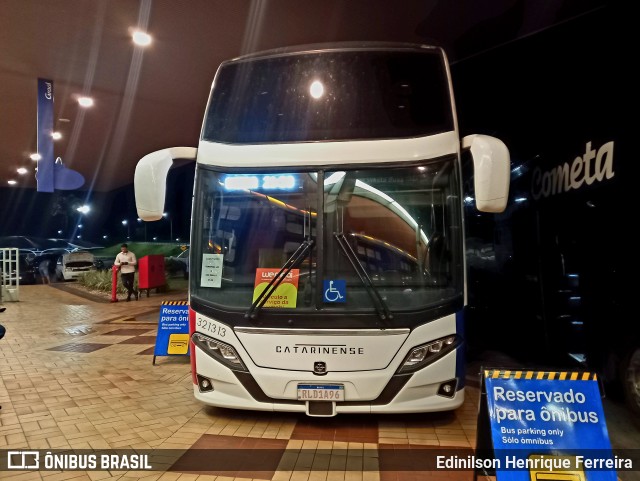 Auto Viação Catarinense 321313 na cidade de Oliveira, Minas Gerais, Brasil, por Edinilson Henrique Ferreira. Número da foto: #12976688.
