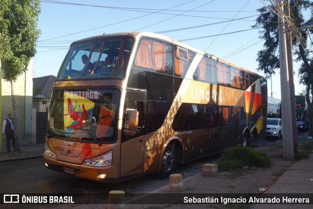 Buses Linatal 188 na cidade de Estación Central, Santiago, Metropolitana de Santiago, Chile, por Sebastián Ignacio Alvarado Herrera. Número da foto: #12977661.